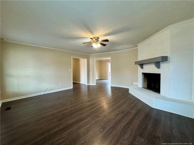 Building Photo - 7031 Calamar Dr