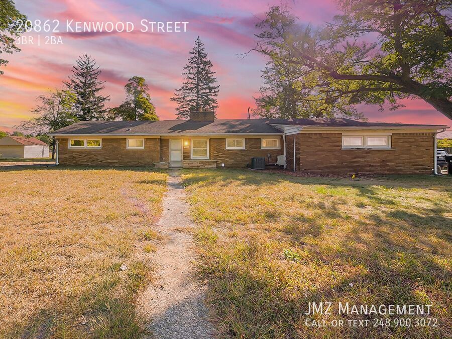 Primary Photo - 20862 Kenwood St