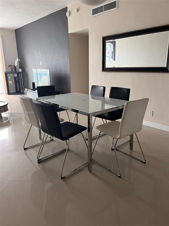 Foto del edificio - 3801 S Ocean Dr