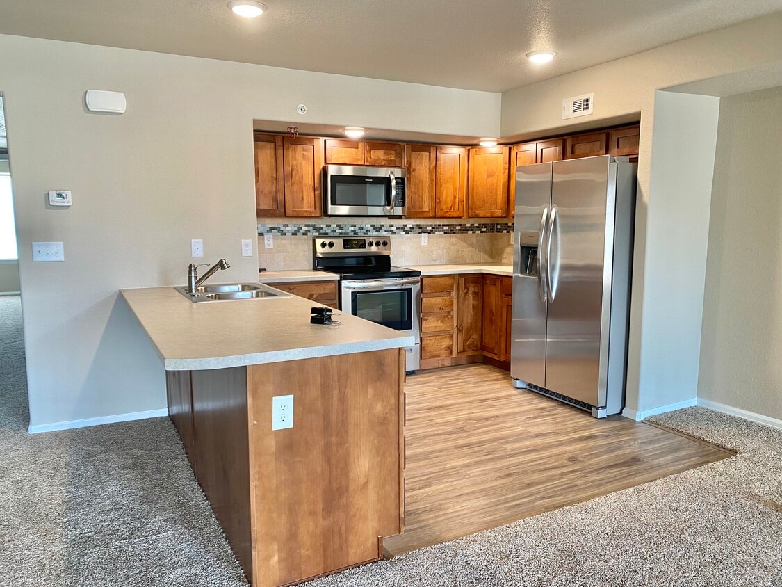 5551 29th St, Greeley, CO 80634 Townhome Rentals in Greeley CO