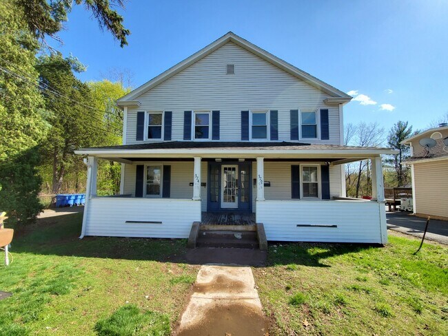 Building Photo - 374 Hartford Rd