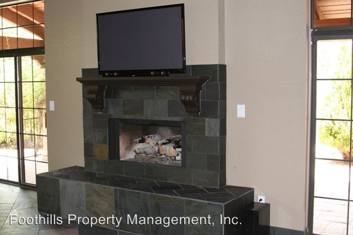 Building Photo - 35 Ridge View Dr