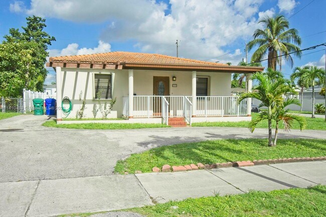 Foto del edificio - 1530 NW 32nd Ave