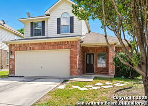 Foto del edificio - 6323 Myrtle Path