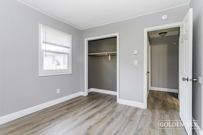 Foto del edificio - 6304 E Piccadilly Rd