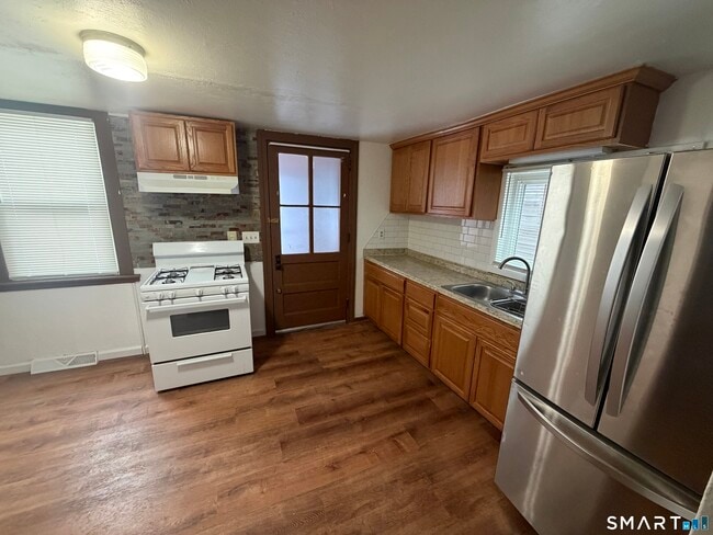 Foto del edificio - 43 Bigelow St