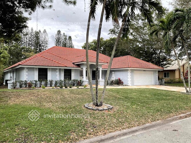 Foto del edificio - 5111 NW 81st Terrace