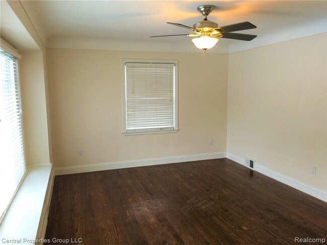 Building Photo - 1992 Stanley Blvd