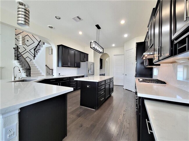 Foto del edificio - 29215 Wood Lily Dr