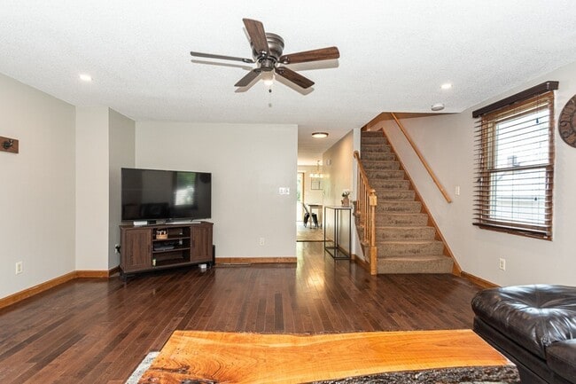 Building Photo - 52 Huntoon Ave