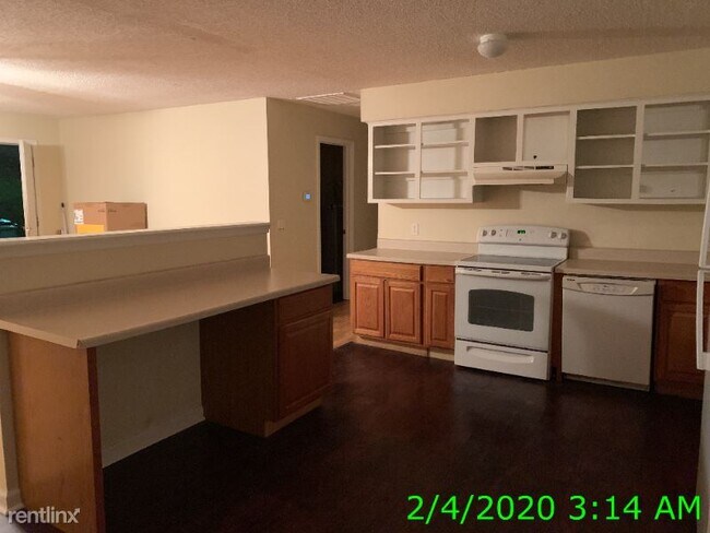 Foto del edificio - 3 br, 2 bath House - 403 South Street