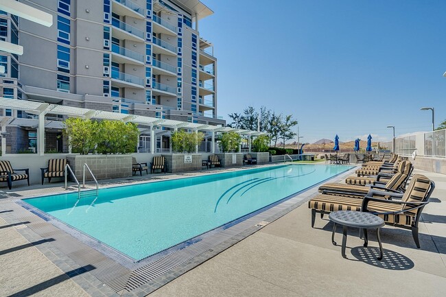 Building Photo - 120 E Rio Salado Pky