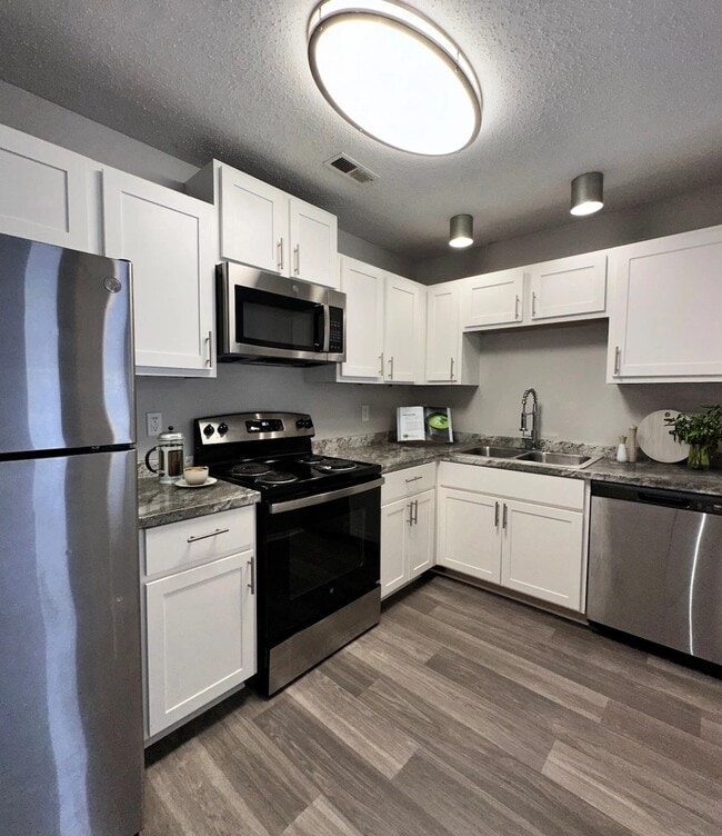 Building Photo - Coffey Creek Apartments