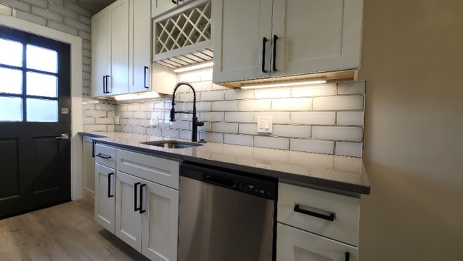 Foto del edificio - 7507 Oxford Dr