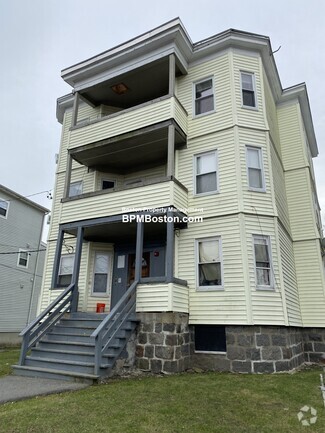 Building Photo - 137 Callender St