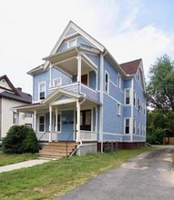 Building Photo - 179 Westminster St