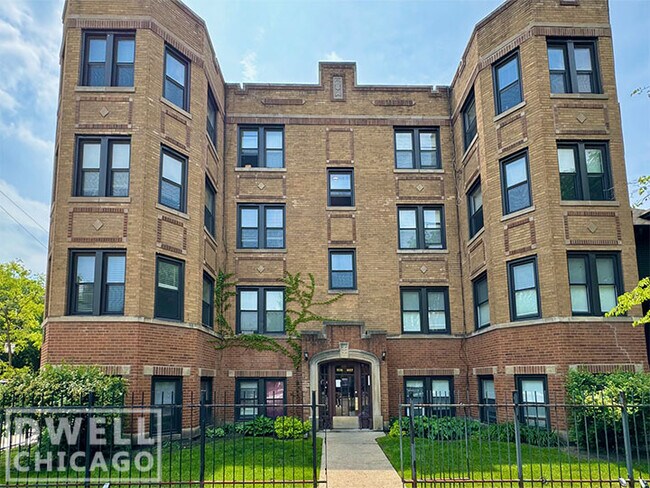 Foto del edificio - 1421 W Hutchinson St
