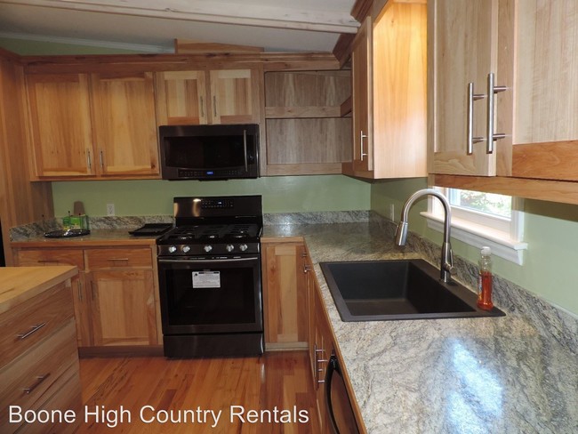 Building Photo - 3 br, 2 bath House - 8468 US HWY 421 N