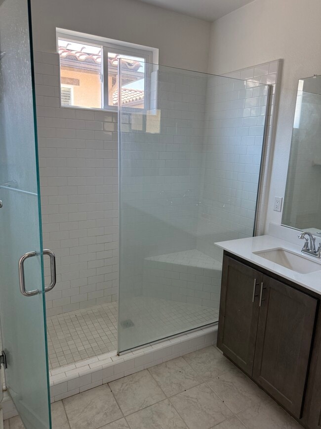 Master Shower - 26149 Park Ave