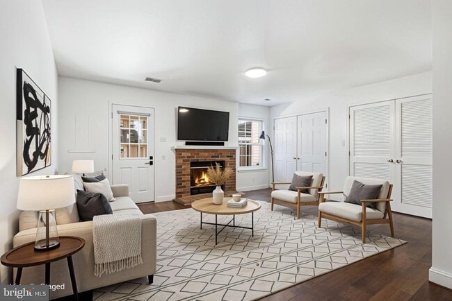Building Photo - 14214 Beddingfield Way