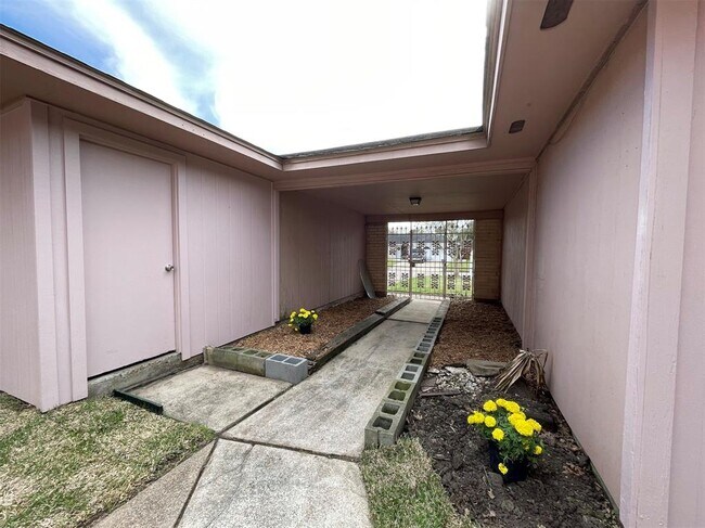 Building Photo - 16223 Tibet Rd