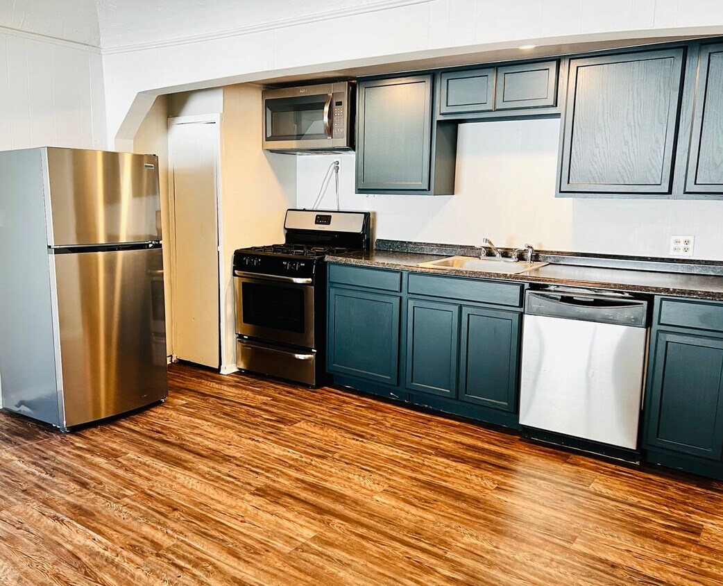 1444 NW 40th St, Oklahoma City, OK 73118 House Rental in Oklahoma