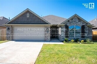 Building Photo - 4505 W Divide Dr