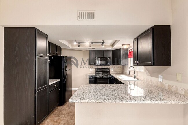Building Photo - 4307 E Contessa St