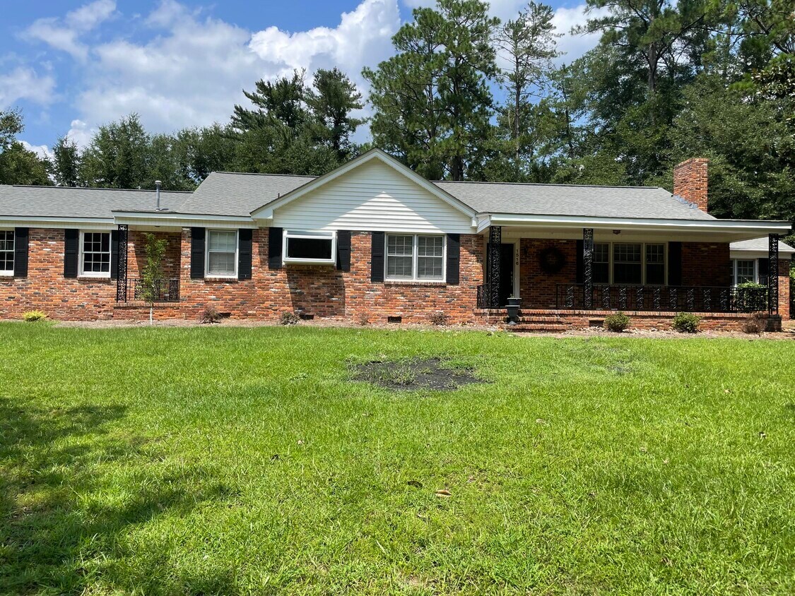 Primary Photo - 1516 Highland Park Dr