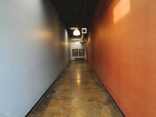 Foto del edificio - 5200 Peachtree Rd