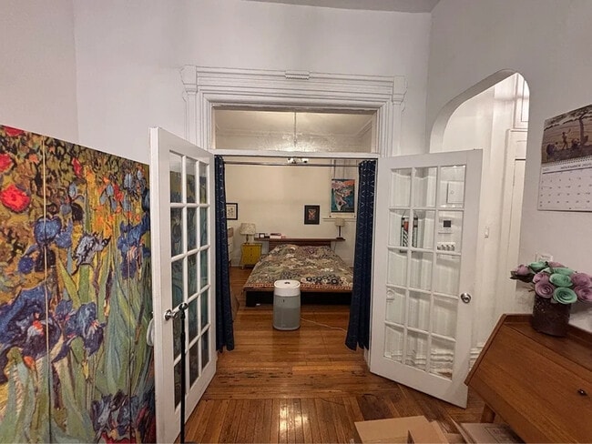 Foto del edificio - 1020 Bedford Ave