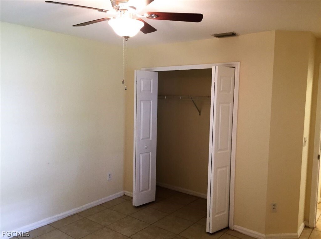 Building Photo - 1421 SE 10th Terrace