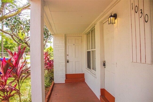 Foto del edificio - 1030 S 62nd Ave