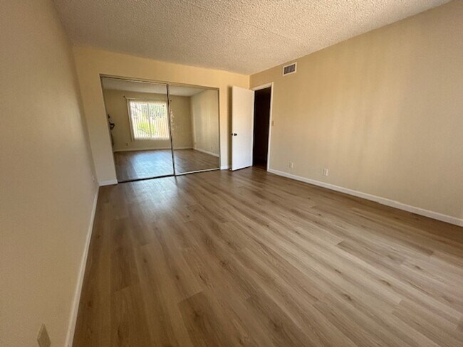 Building Photo - 540 N May Street #1060, Mesa, AZ 85201