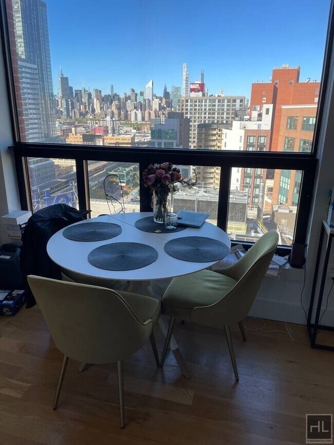 Foto del edificio - 28th Street