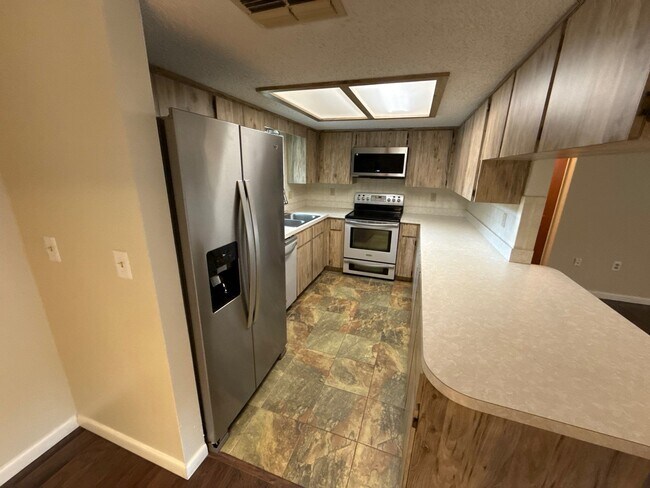 Foto del edificio - 851 S Oak Crest Path