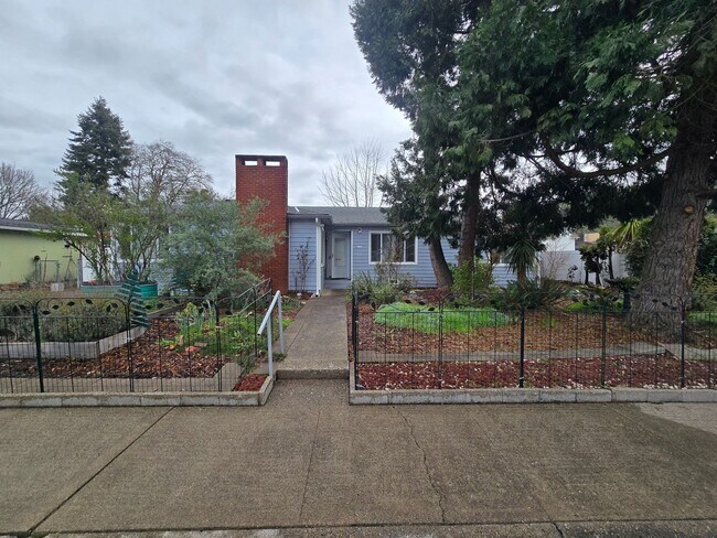 Foto del edificio - 537 W Ballf St