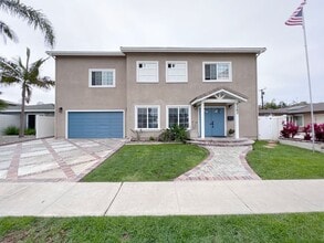 Building Photo - 9362 Leilani Dr