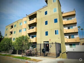 Building Photo - Cabrito Apartments