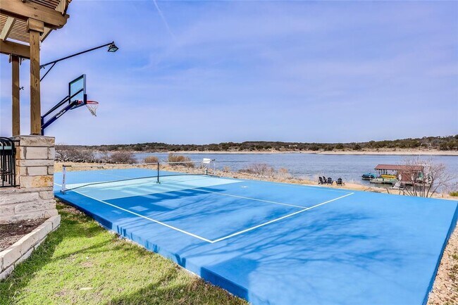 Foto del edificio - 3008 Point Cove