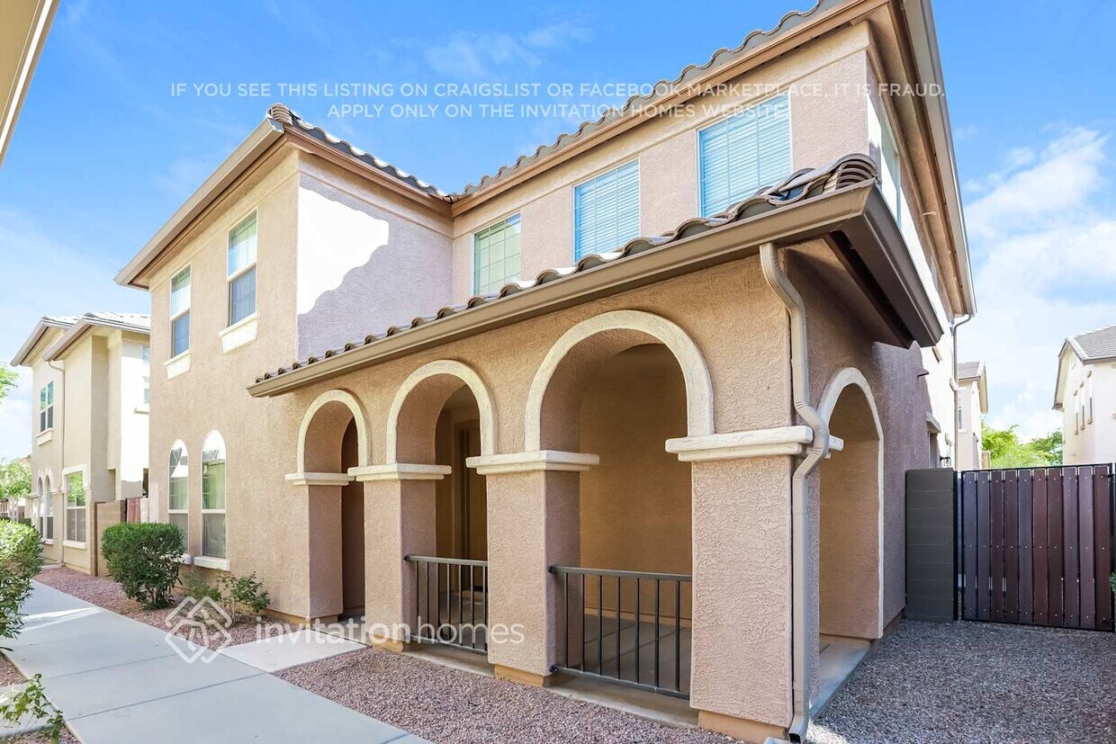 Foto principal - 3383 E Liberty Ln