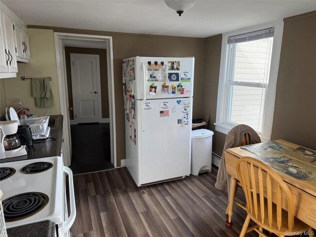 Foto del edificio - 6 Glenmere Ave