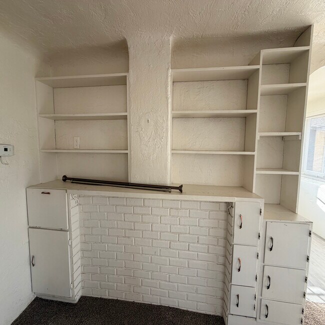 Foto del edificio - 1713 Aspen St