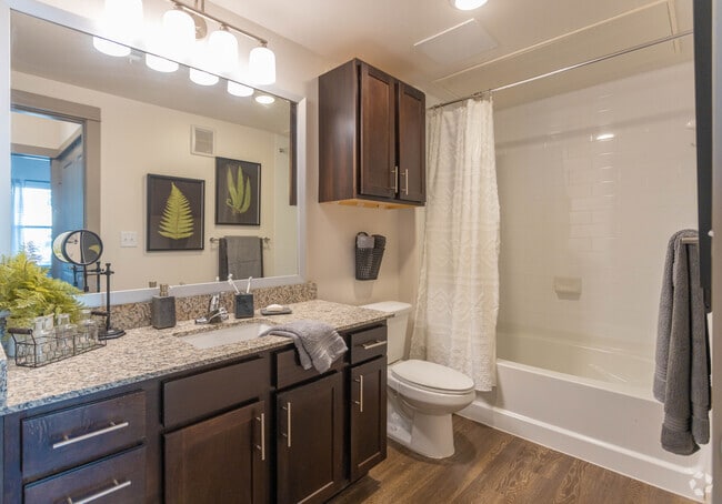 2BR, 2BA - 1,026 SF - Windmill Ranch Apartments