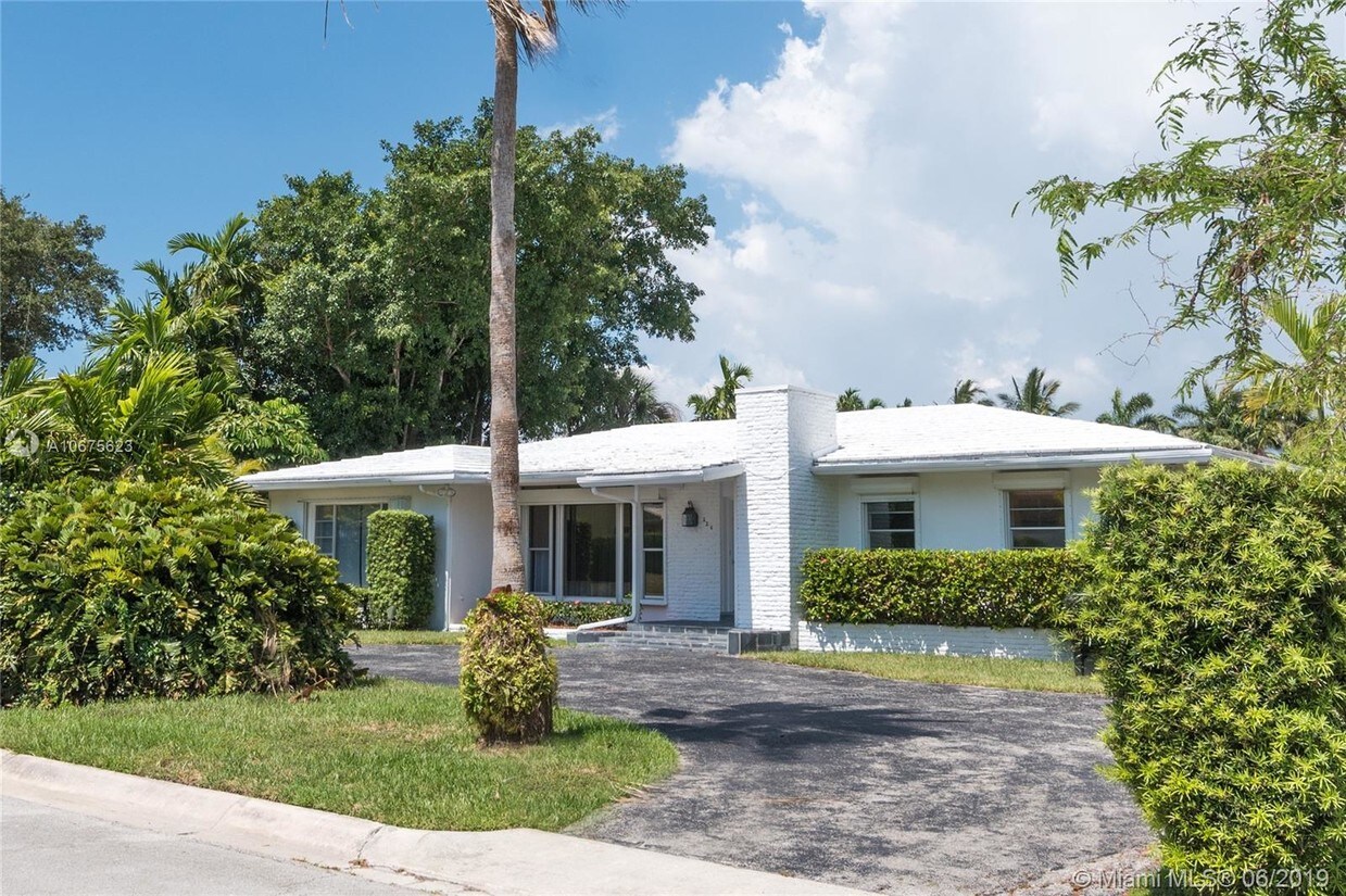 226 Bal Cross Dr, Bal Harbour, FL 33154 House for Rent in Bal Harbour