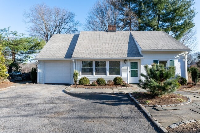 Photo - 1329 Stillwater Rd House