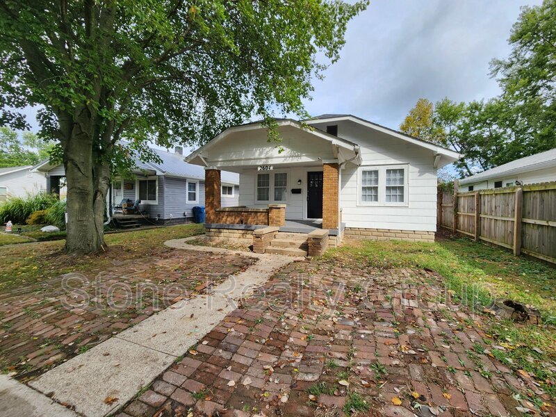 Primary Photo - 2604 Franklin St