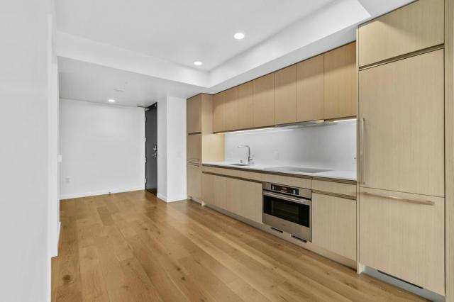 Building Photo - 1 bedroom in Seattle WA 98101