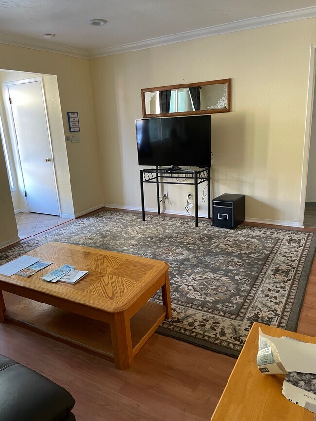 Foto del edificio - 2823 Cottingham St