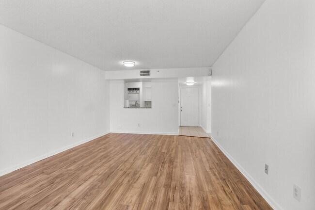 Foto del edificio - 1341 SE 3rd Ave
